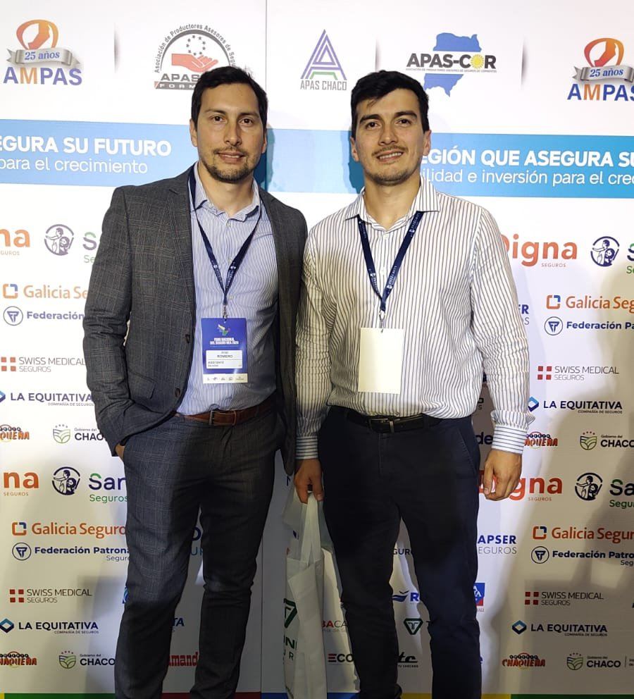 Ariel Romero y Lisandro Torres, de Grupo Central Asesores, en el Foro Nacional del Seguro NEA 2026